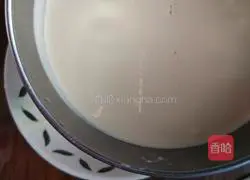 Illustration of how to make bacon and vegetable pancakes 3