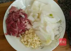 Illustration of how to make Xinjiang noodles 1