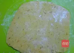 Illustration of how to make two-color steamed bun rolls 7