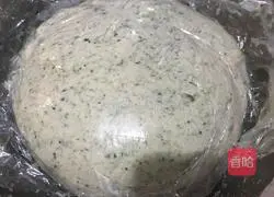 Illustration of how to make linseed oil flower rolls 1