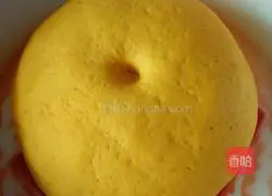 Illustration of how to make double melon buns 8