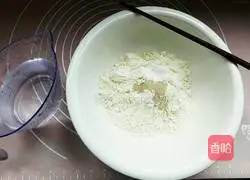 Illustration of how to make beef stuffed buns 3