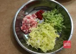 Illustration of how to make minced pork, cucumber and white fried rice 1