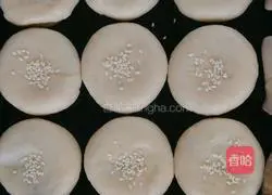 Illustration of how to make peanut-filled pancakes 5