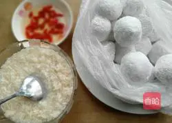 Illustration of how to make rice wine glutinous rice balls 1