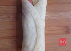 Illustration of making sausage and potato shredded burritos 19