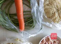 Illustration of how to make steamed noodles 1