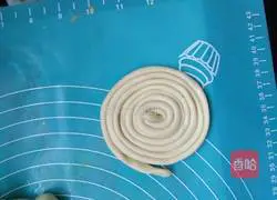 Illustration of how to make strips (mixed noodles) 2