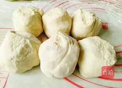 Illustration of how to make white flour steamed buns 4