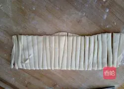 Mix with oil and green onion Illustration of making noodles 6