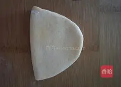 Illustration of how to make sweet potato lotus leaf cake 6