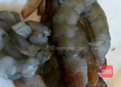 Illustration of how to make spinach, shrimp, egg and dumpling fillings 5