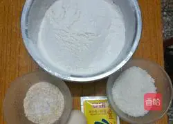 Illustration of how to make butterfly flower steamed buns 1