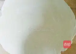 Illustration of how to make scallion pancakes 5