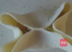 Illustration of how to make mandarin duck dumplings 7