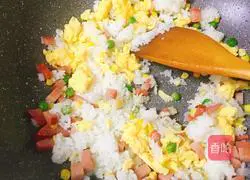 Yangzhou Egg Fried Rice Recipe Illustration 10