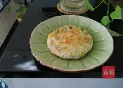 Illustration of how to make scallion pancakes with oil residue 18