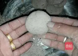 Illustration of how to make sweet potato pancakes 8