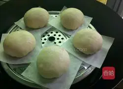 Illustration of how to make leek and pork buns 11