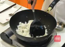 Fujian Seafood Fried Rice Recipe Illustration 5