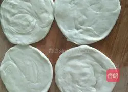 Illustration of how to make crispy biscuits 9