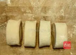 Illustration of how to make shepherd's purse steamed buns 9