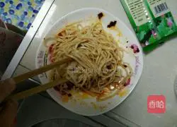 Illustration of how to make spicy and sour noodles 6