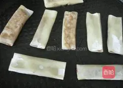 Illustration of how to make wonton skin pot stickers 7