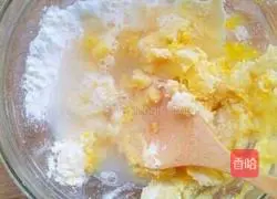 Illustration of how to make banana pancakes 4