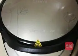 Illustration of how to make pan-fried Balang fish (electric pan) 3