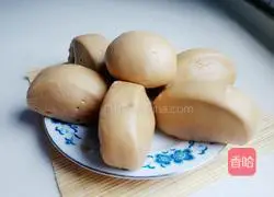 Illustration of homemade brown sugar steamed buns 16