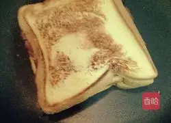 Avocado Illustration of how to make a sandwich 5