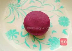 Purple.Illustration of how to make potato bean paste cake 9