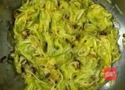 Zucchini and Mushroom Pancake Recipe Illustration 5