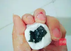 Illustration of how to make red dates and wolfberry glutinous rice balls 7