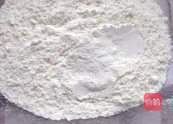 Illustration of how to make milk-flavored corn buns 2