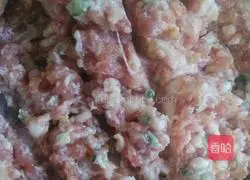 Illustration of how to make clear soup dumpling noodles 1