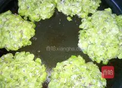 Illustration of how to make Yuqian pancakes 3