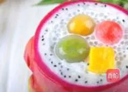 Illustration of how to make Coconut Milk Sago Rice Balls and Dragon Fruit Cup 4