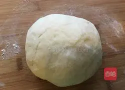 Illustration of how to make cabbage oil shuttle stuffed buns 3