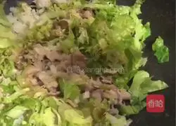 Illustration of how to make fat beef fried rice 3