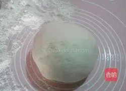 Illustration of how to make corn and carrot meat buns 1