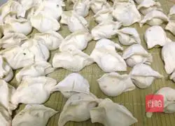 Illustration of how to make shepherd's purse dumplings 5