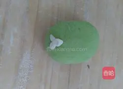 Illustrations of how to make fancy steamed buns 10