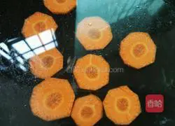 Illustration of how to make fried rice with green onions and eggs 3