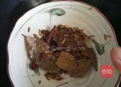 Illustration of how to make braised pork ribs with rice 4