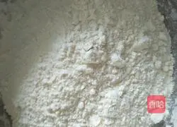 Illustration of how to make nut dregs steamed buns 1