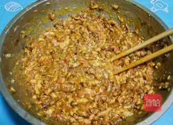 Illustration of how to make mushroom wontons 8