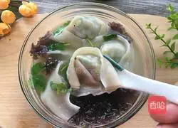 Illustration of how to make vegetable and meat wontons 13