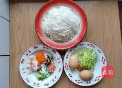 Illustration of how to make handmade rice noodles 5